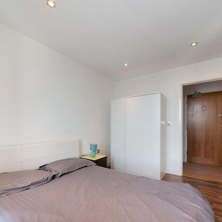 Excel 3 Bedroom Apartment Near City Airport And O2 Arena London Eksteriør bilde